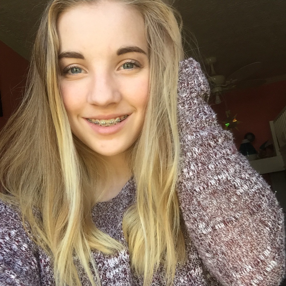 Meet your Posher, Amelia